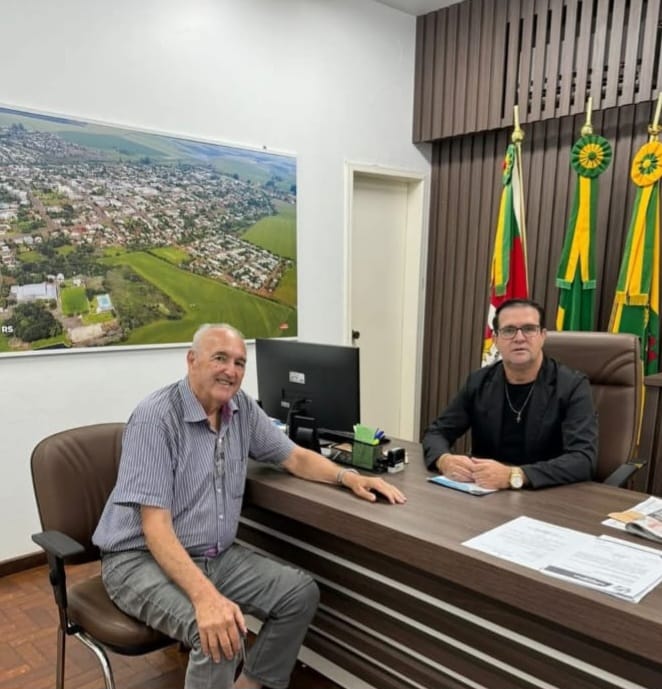 Radialista da Rádio Aurora, Sérgio J. Pianesso receberá reconhecimento na Câmara de Vereadores de Campo Novo.