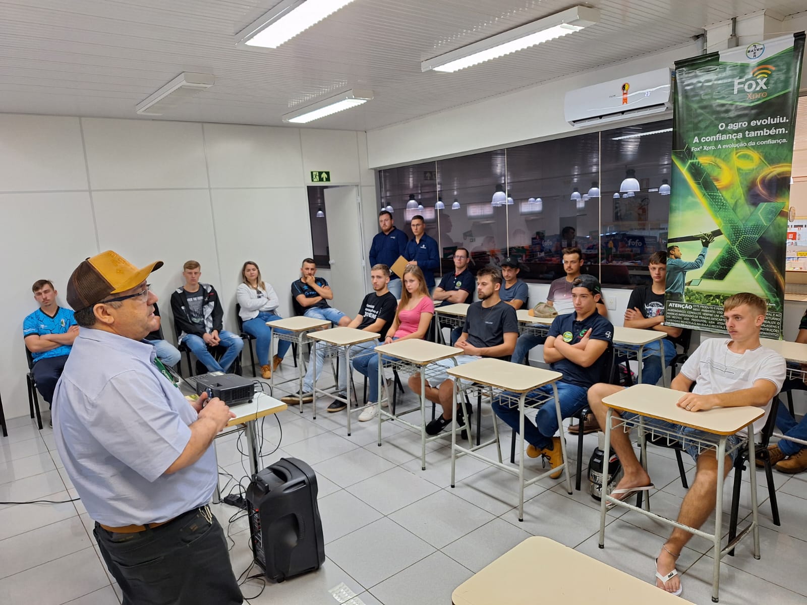 Encerrado ciclo de encontros com os 17 comitês locais de jovens da Cotricampo